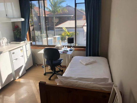 Traveler's Affordable Studio Unit (Beverly Hills) - Dentists Australia 2