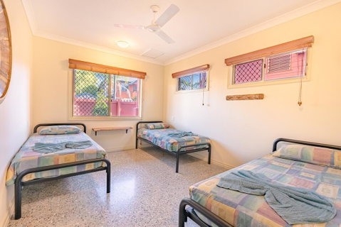Travellers Oasis - Dentist Find 2