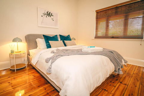 Treasure On Bagot-Free Wifi/Netflix-Close To CBD - Dentist Find 1