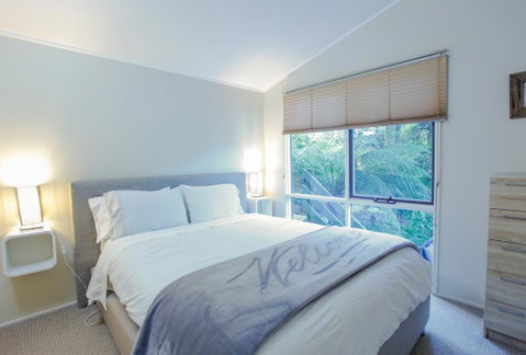 Tree Top Stay - Dentist Find 2