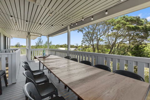 TREE TOPS VIEWS - BLAIRGOWRIE - Dentist Find 0
