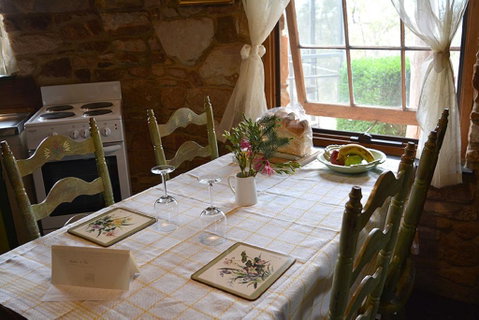 Trestrail Cottage B & B - Dentist Find 2