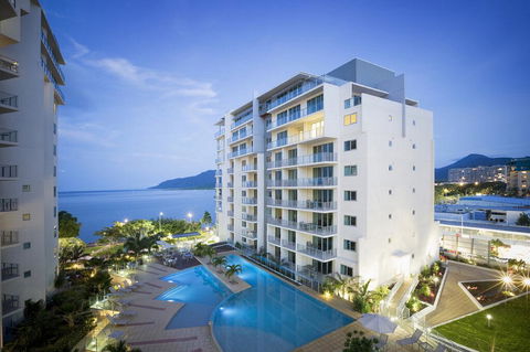 Trilogy On The Esplanade. Room With A View! - Dentist Search 0