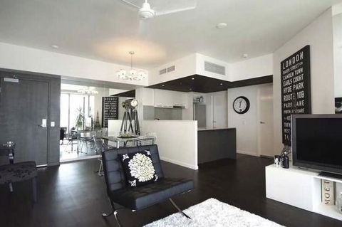 Trilogy On The Esplanade. Room With A View! - Dentist Search 3