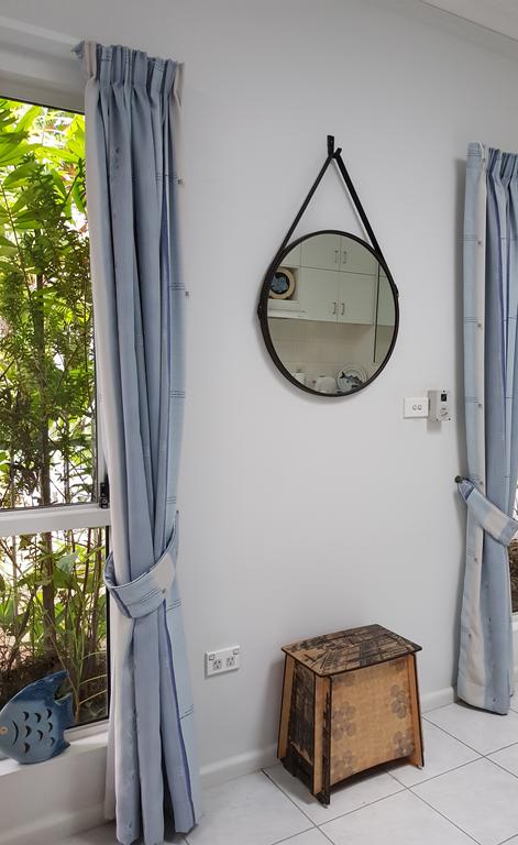 Trinity Beach POOLSIDE Apartment - Dentist Search 3