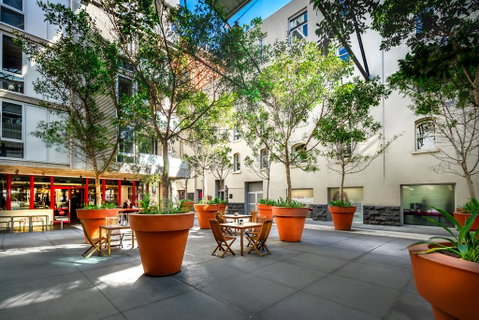 Tribeca Serviced Apartments - Dentist Find 3