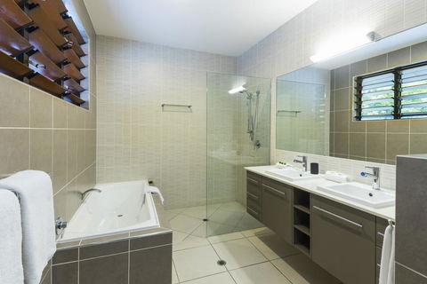 Trito - Luxury Holiday House - Dentists Australia 3