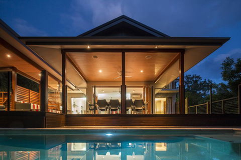 Trito - Luxury Holiday House - Dentists Australia 0