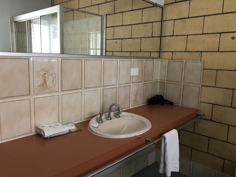 True Blue Motor Inn - Dentist Find 1