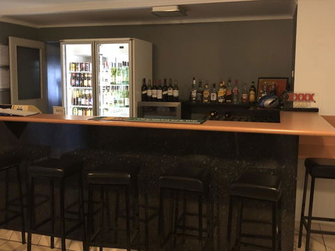 True Blue Motor Inn - Dentist Find 2