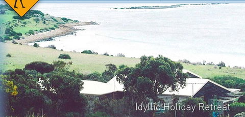 Tu Emuz Stone Beachfront Villa, Emu Bay, Kangaroo Is - Dentist Search 1