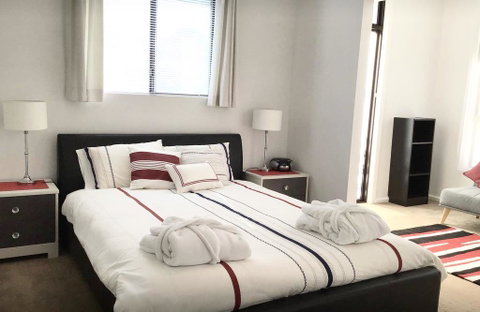 Tullamore - Close To Hobart Airport And Beaches - Dentist Search 0