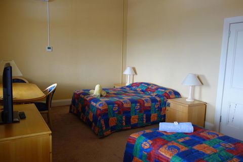 Tumut Star Hotel - Dentist Search 3