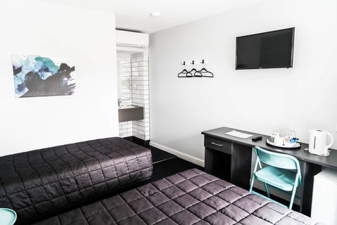 Twin Willows Hotel - Dentist Find 3