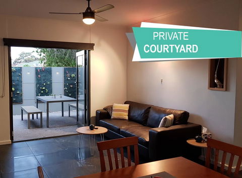 Two Bedroom Garden Apartment - Dentist Find 0