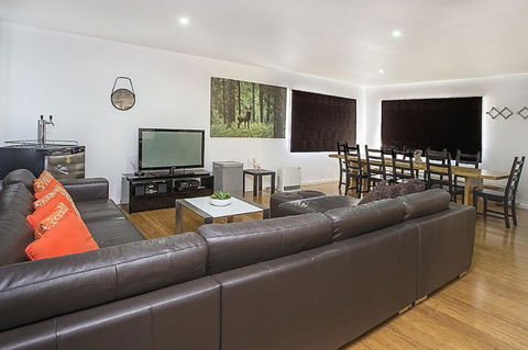 Twynam House - Jindabyne - Dentist Search 1