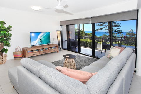 Unit 1 Phoenix Apartments, Coolum Beach - Dentist Find 3