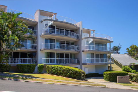 Unit 2 Point Break Apartments, 1-3 Point Arkwright, Linen Incl - Dentist Find 1