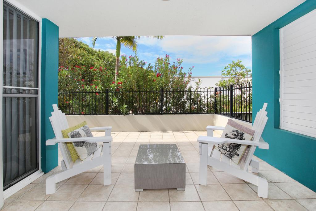 Unit 3 On The Park 22 Frank Street Coolum Beach 400 BOND LINEN INCLUDED