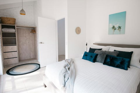 Unit 4 Weyba Lodge Noosa - Dentists Australia 2