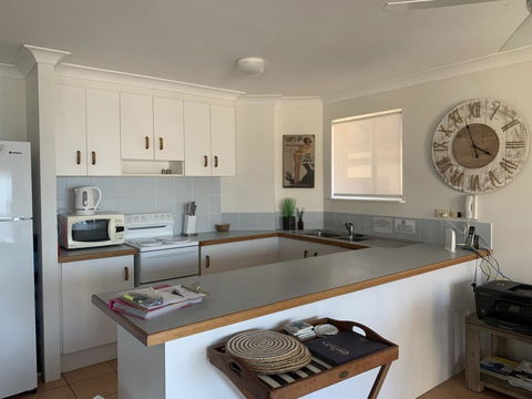 Unit 5 Sanctuary Shores, Kings Beach - Free Wifi! - Dentist Find 3