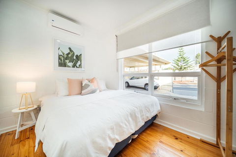 Urban Beach Shack-Metres From The Beach & Cafes - Dentist Find 2