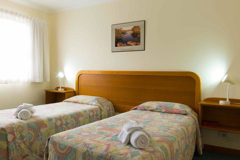 Vacation Village - Dentist Find 2