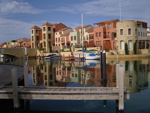 Venice At The Beach - Dentist Find 0