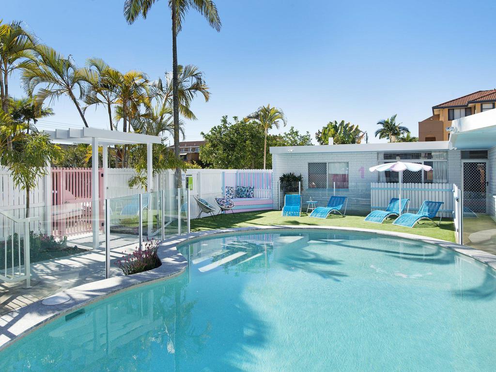Ventura Beach Motel 2 Bed Poolside - Unit 3