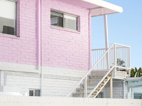 Ventura Beach Motel 2 Bed Poolside - Unit 4 - Dentist Search 3