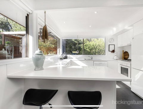 Victorian Beach House - Dentist Find 0