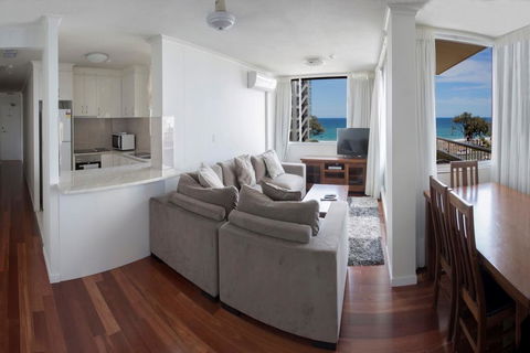 View Pacific Apartments - Dentist Find 1