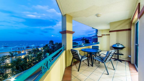 Views From Golden Orchid - Airlie Beach - Dentist Find 3