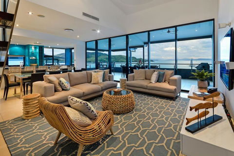 Villa 12 The Edge On Hamilton Island - Dentist Find 1