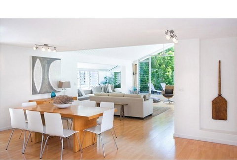 Villa Bianco - Dentist Find 3