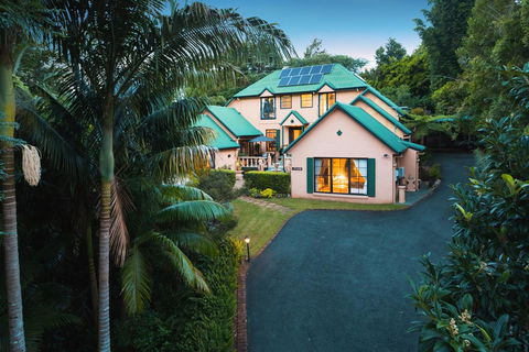 Villa Della Rosa Bed & Breakfast - Dentist Find 0