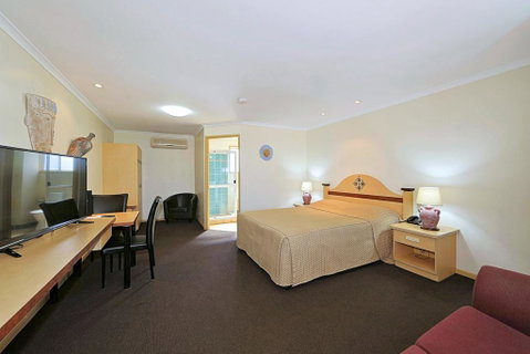 Villa Mirasol Motor Inn - Dentist Find 2
