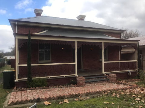 Villa Paradiso - Dentist Find 0