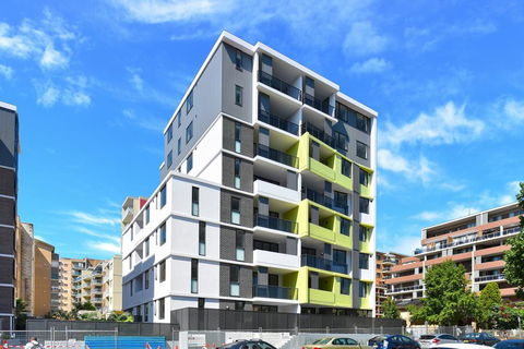 Vogue 39 Apartment - Dentists Australia 1