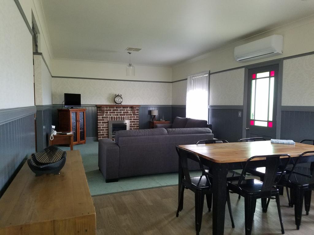 Wagga Wagga Country Cottages