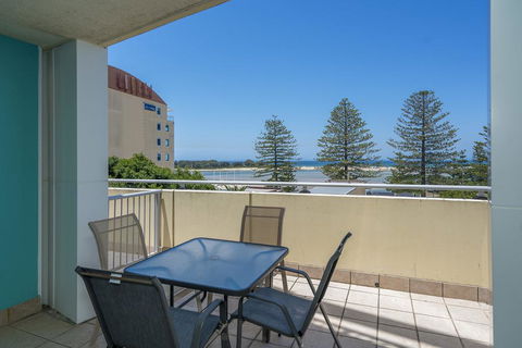 Waldorf, Unit 409 - The Entrance, NSW - Dentists Australia 0