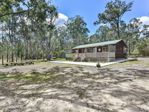 Wallaby Cottage - Cute Accom In Bushland Setting - Dentist Search 1