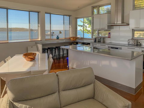 Walshys Shack - Dentist Search 3