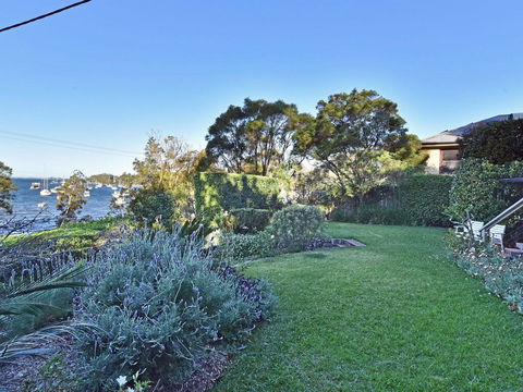Wangi Waterfront Delight Estate - Waterfront Reserve Home - Dentist Find 3