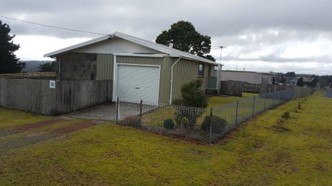 Waratah Falls Holiday Unit - Dentist Find 3