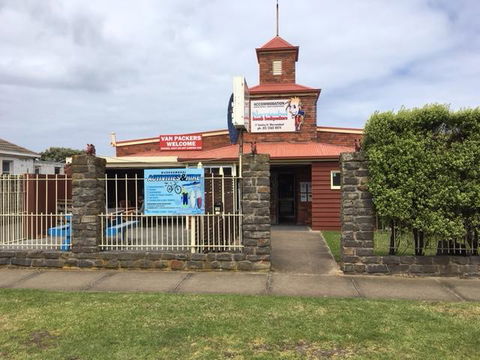 Warrnambool Beach Backpackers - Dentist Find 2