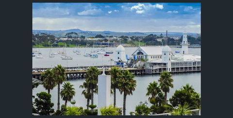 Waterfront (Yarra St) By Gold Star Stays - Dentist Search 1
