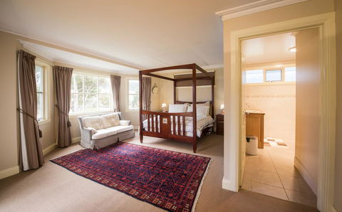 Wattle Grove Homestead Bed & Breakfast - Dentist Search 2