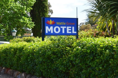 Wattle Grove Motel Maryborough - Dentist Find 0