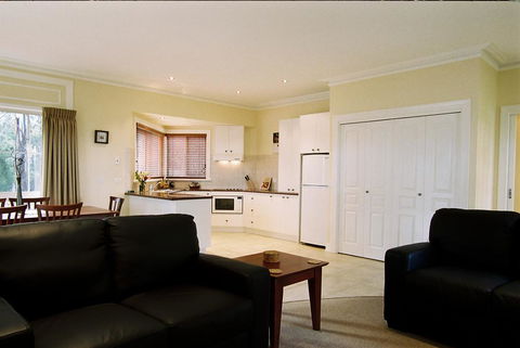 Waverley House Cottages - Dentist Find 2